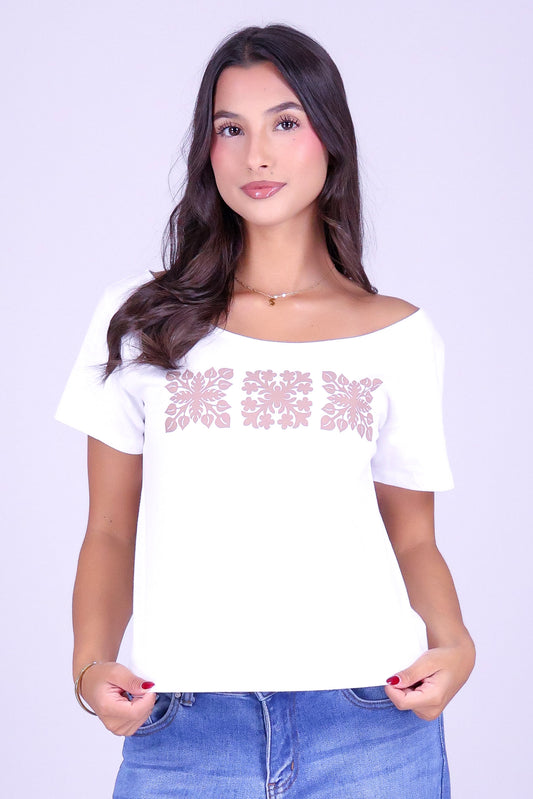 QUILT OFF SHOULDER CROP TEE