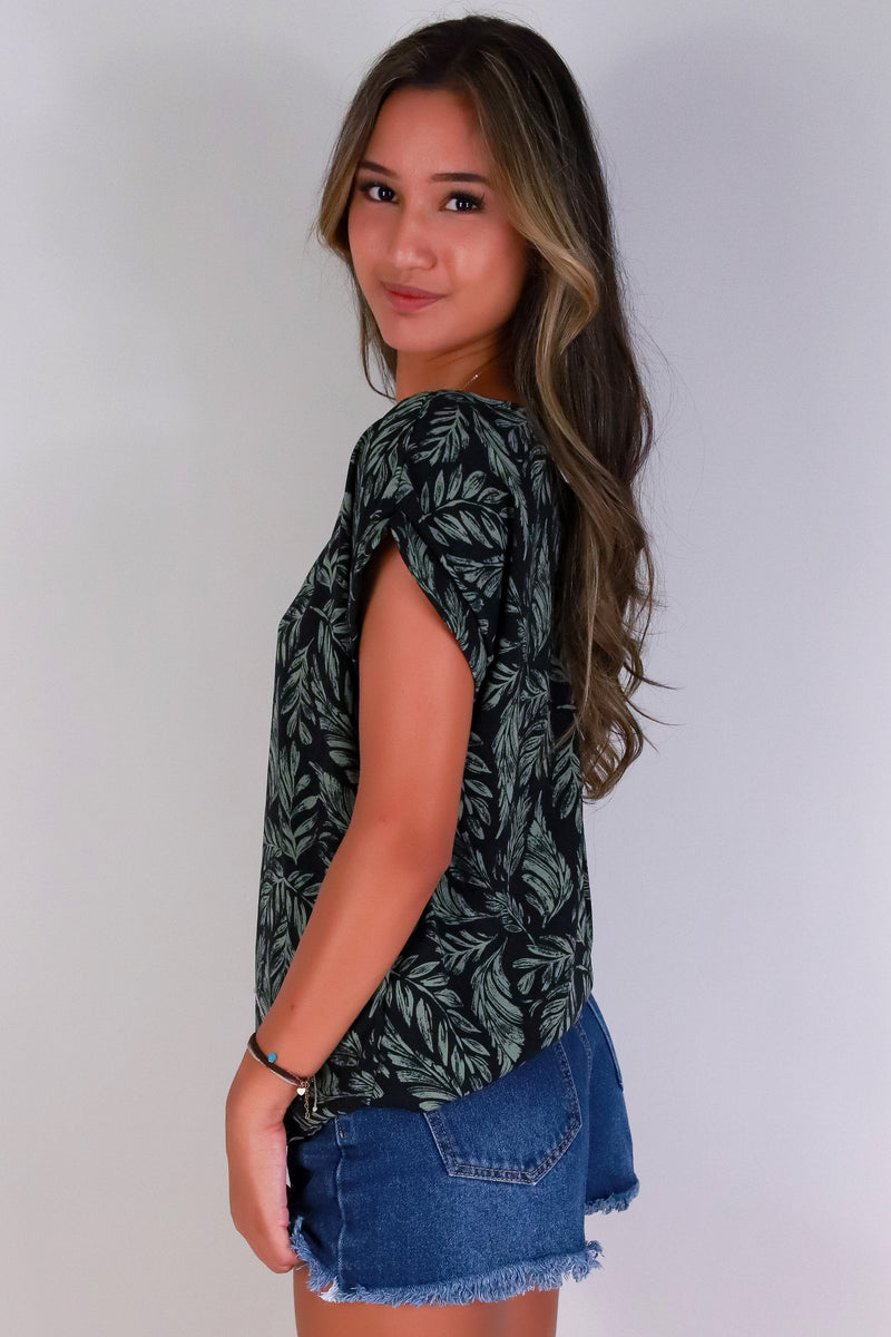 Jeans Warehouse Hawaii - S/S PRINT WOVEN DRESSY TOPS - SEASIDE BREEZE TOP | By PAPERMOON/ B_ENVIED