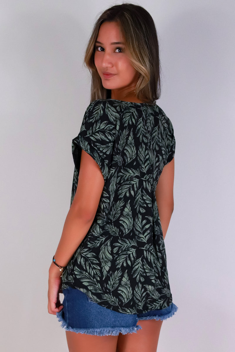 Jeans Warehouse Hawaii - S/S PRINT WOVEN DRESSY TOPS - SEASIDE BREEZE TOP | By PAPERMOON/ B_ENVIED