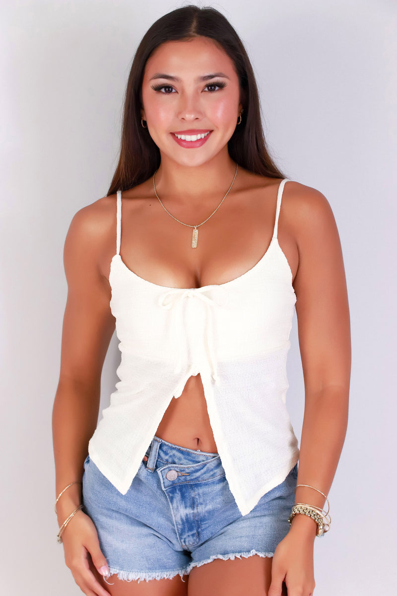 Jeans Warehouse Hawaii - SL CASUAL SOLID - FRONT & FLIRTY TOP | By POPULAR 21