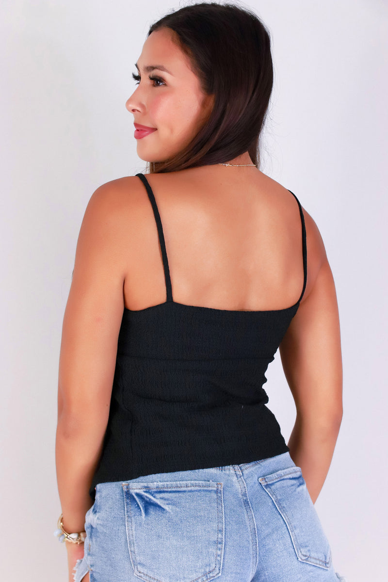Jeans Warehouse Hawaii - SL CASUAL SOLID - FRONT & FLIRTY TOP | By POPULAR 21