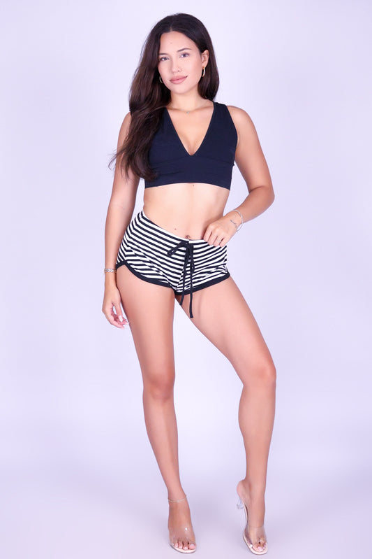 WEEKEND STRIPES SHORTS