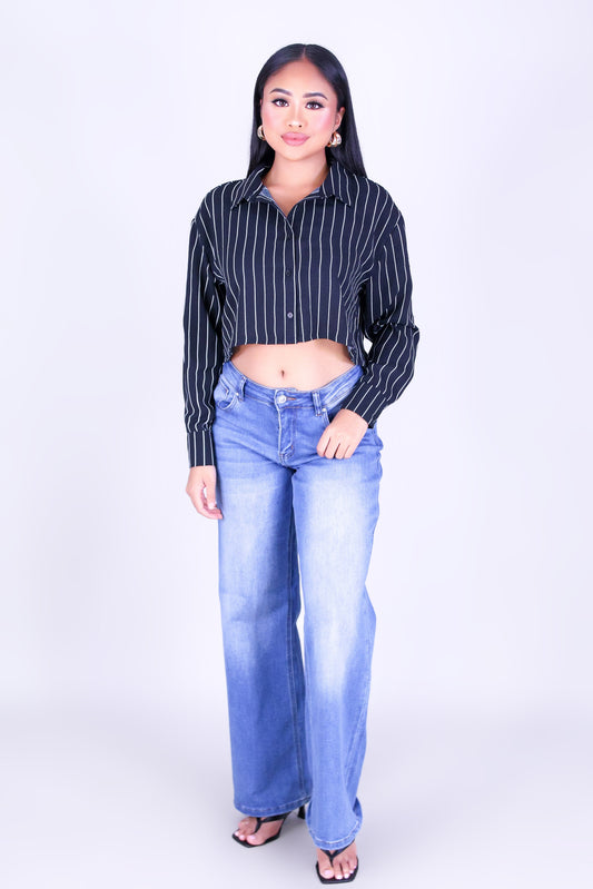 CITY STRIPE LONG SLEEVE CROP TOP