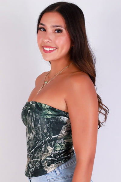 Jeans Warehouse Hawaii - SL PRINT - HOT GIRL HUNTING CAMO CROP TUBE TOP | By LUZ