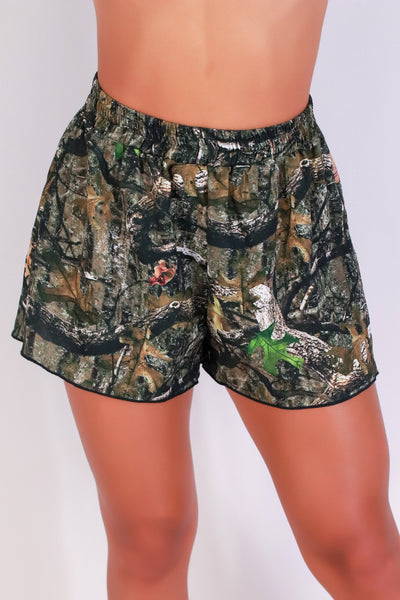 Jeans Warehouse Hawaii - PATTERNED WVN SHORTS - HUNTING SEASON CAMO SHORTS | By LUZ