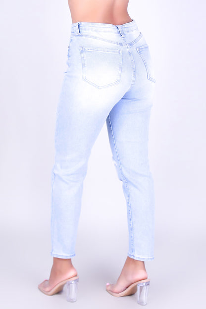 WEEKEND BLUES MOM JEANS