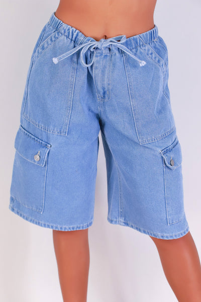 Jeans Warehouse Hawaii - DENIM BERMUDAS - CHILL CUTOFFS JORTS | By ALMOST FAMOUS