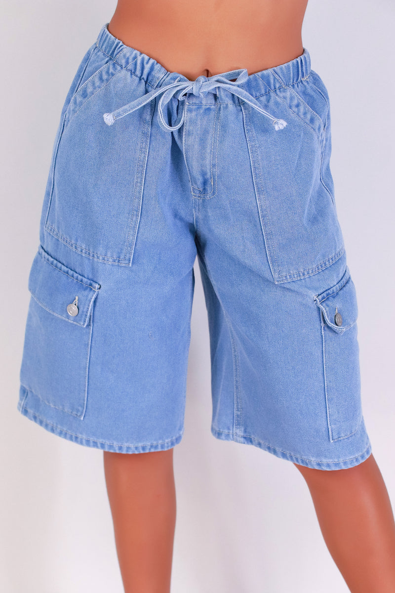 Jeans Warehouse Hawaii - DENIM BERMUDAS - CHILL CUTOFFS JORTS | By ALMOST FAMOUS
