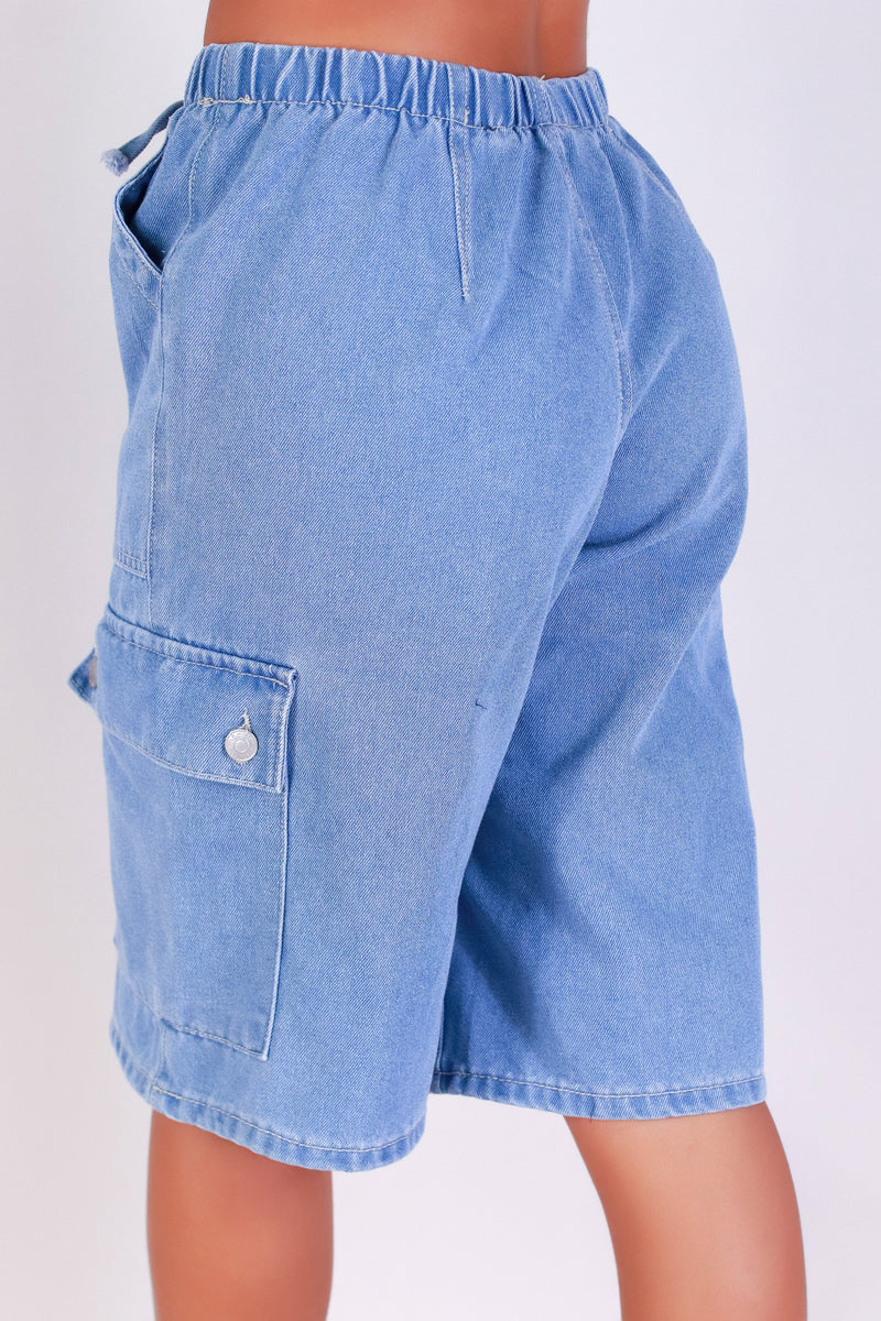 Jeans Warehouse Hawaii - DENIM BERMUDAS - CHILL CUTOFFS JORTS | By ALMOST FAMOUS