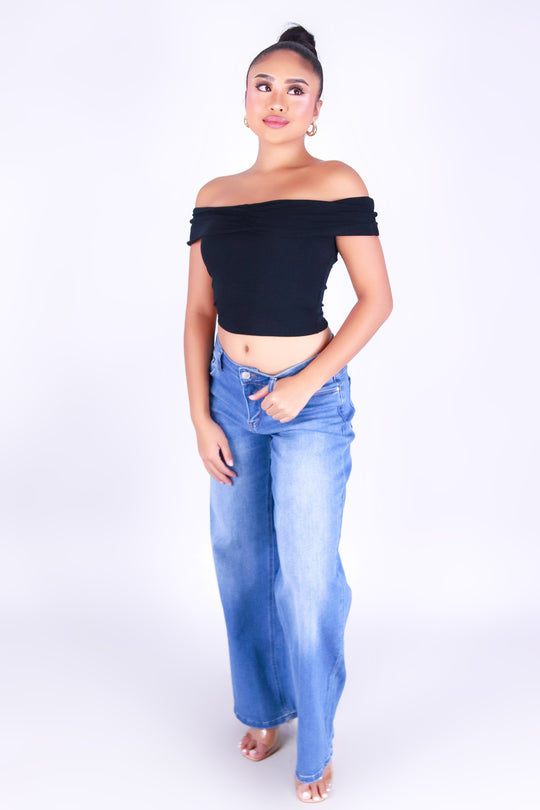 KISS THE NIGHT OFF SHOULDER TOP
