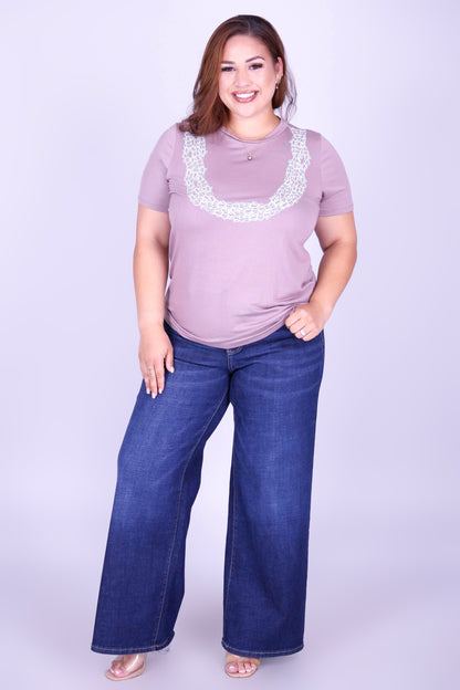 4 STRAND OUTLINE PIKAKE LEI TEE