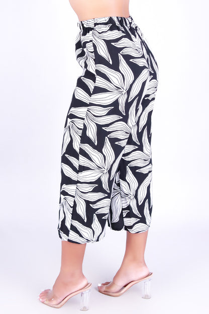 BLOOMED TO PERFECTION CAPRI'S