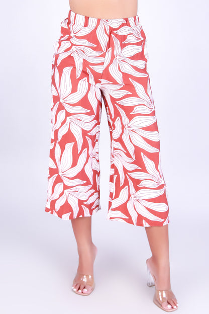 BLOOMED TO PERFECTION CAPRI'S