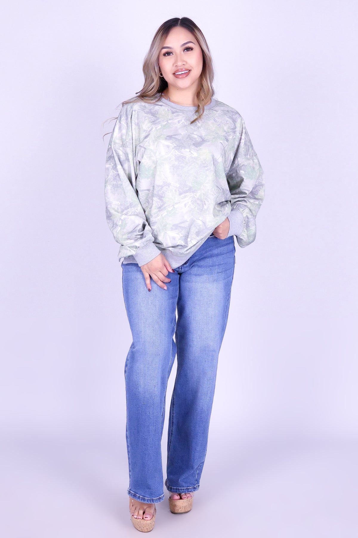 NO TRACE TREE CAMO SWEATER