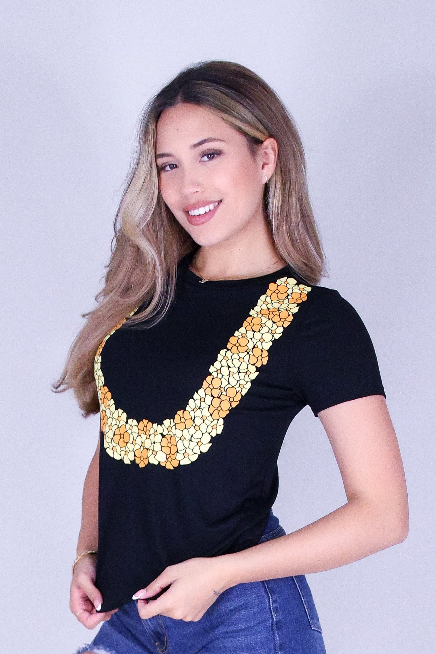 CLUSTERED PUAKENIKENI TEE