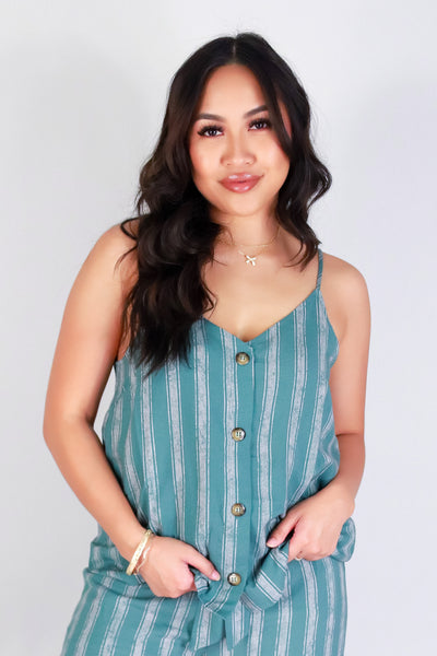 STRIPE AND SWAY TOP