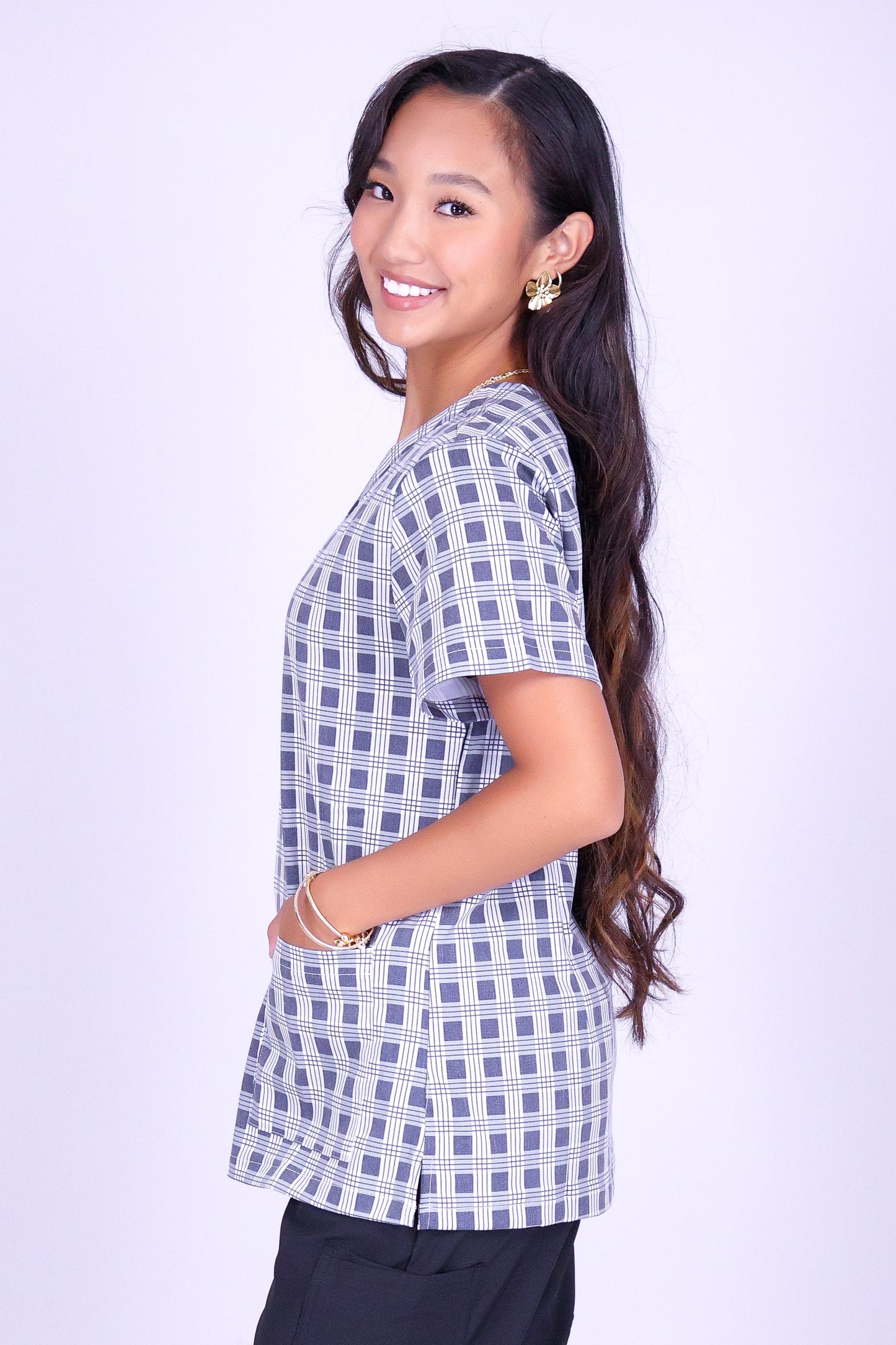 PALAKA SCRUB TOP