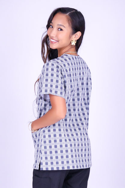 PALAKA SCRUB TOP