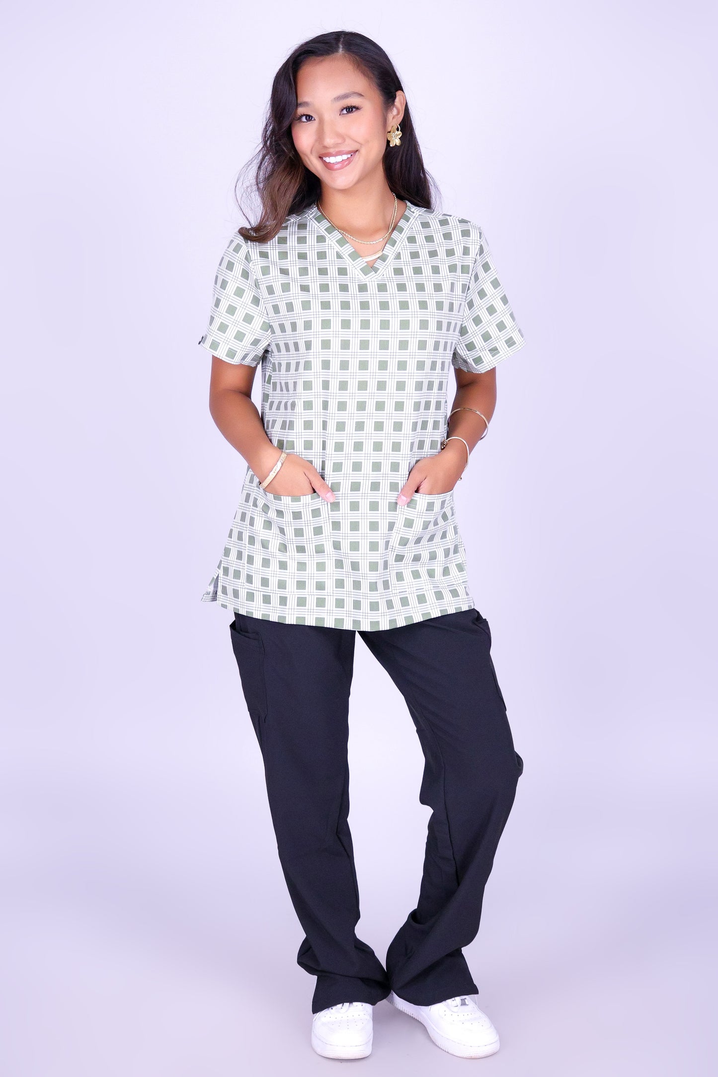 PALAKA SCRUB TOP