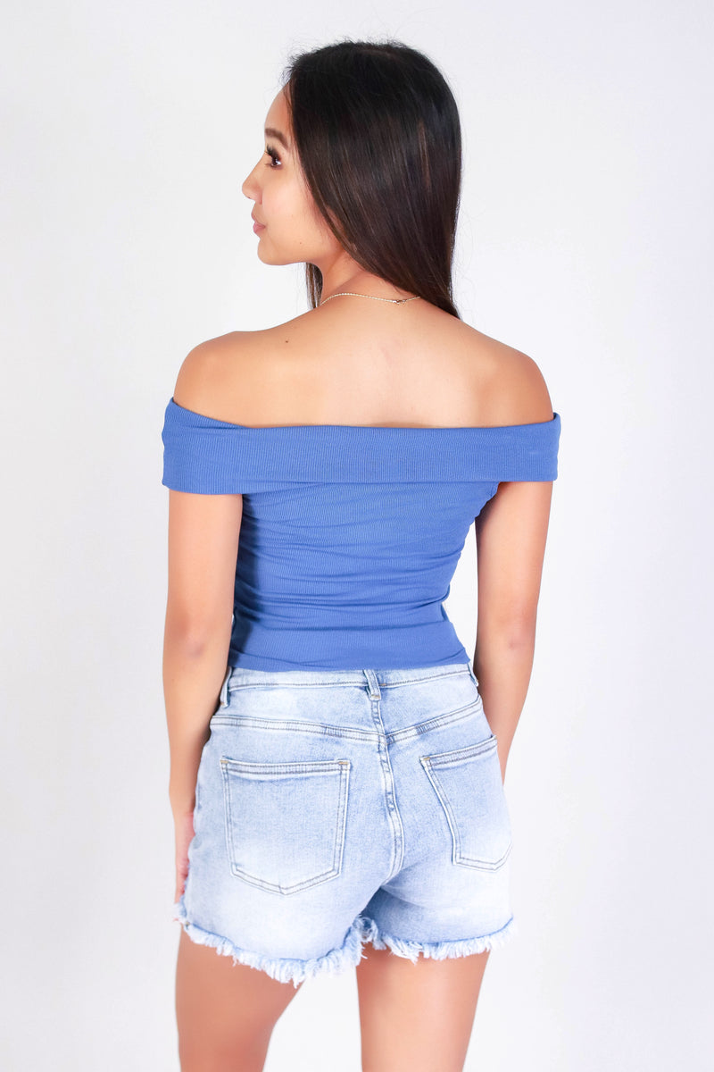 KISS THE NIGHT OFF SHOULDER TOP