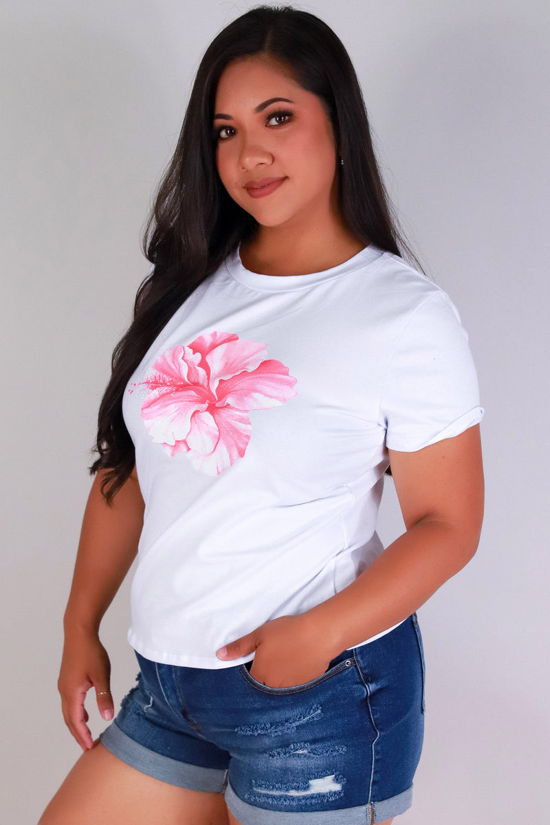 Jeans Warehouse Hawaii - PLUS S/S SCREENS - HIBISCUS TEE | By LUZ