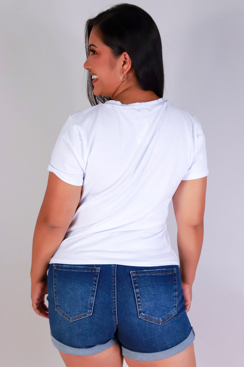 Jeans Warehouse Hawaii - PLUS S/S SCREENS - HIBISCUS TEE | By LUZ