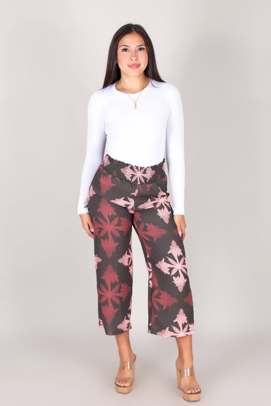 TORCH GINGER QUILT SMOCKED WAIST CAPRI'S