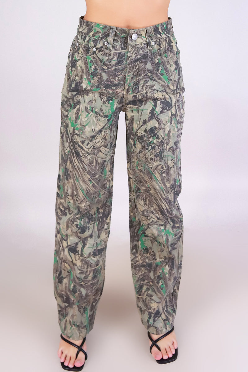 Jeans Warehouse Hawaii - JEANS - HIDDEN IN STYLE HUNTING CAMO JEANS | By ALMOST FAMOUS