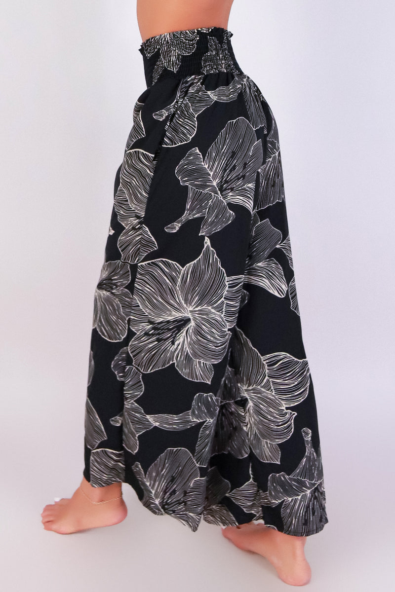 Jeans Warehouse Hawaii - PRINT WOVEN CAPRI&