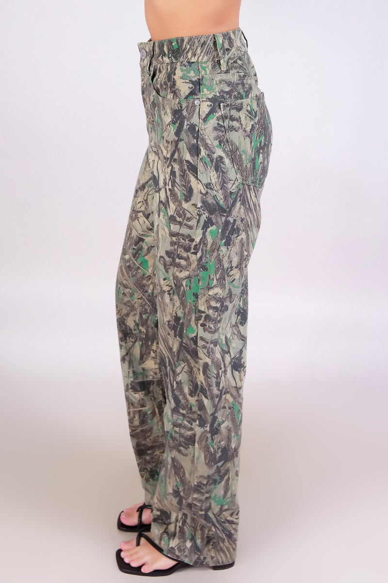 Jeans Warehouse Hawaii - JEANS - HIDDEN IN STYLE HUNTING CAMO JEANS | By ALMOST FAMOUS
