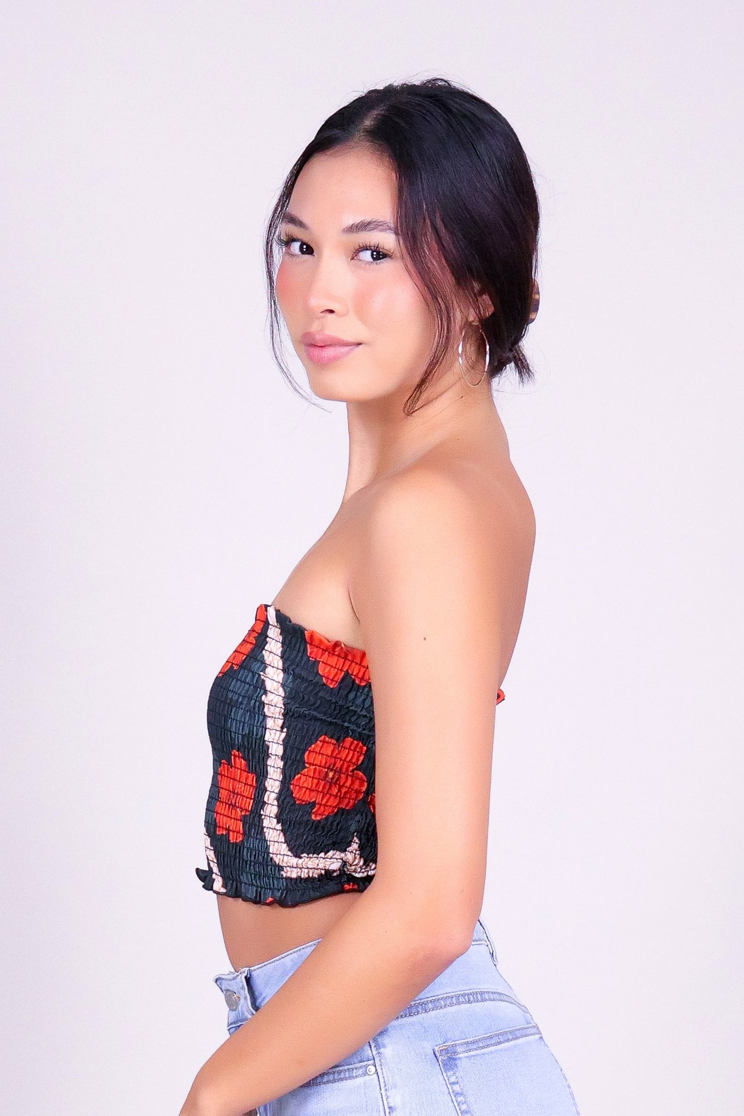 HAU PIKAKE SMOCKED CROP TUBE TOP