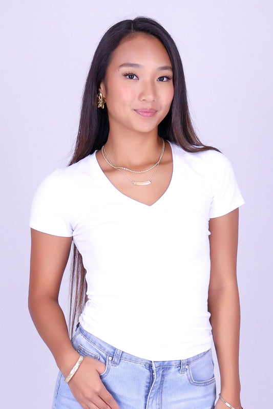 EASY TO LOVE BASIC TEE