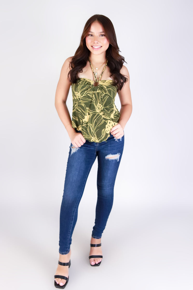 GARDEN GLOW HALTER TOP