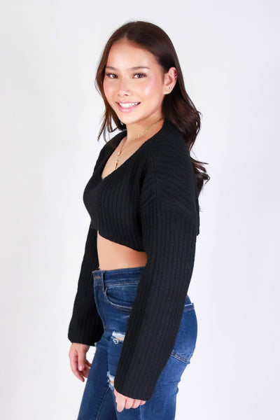 STREET EASE SWEATER CROP TOP