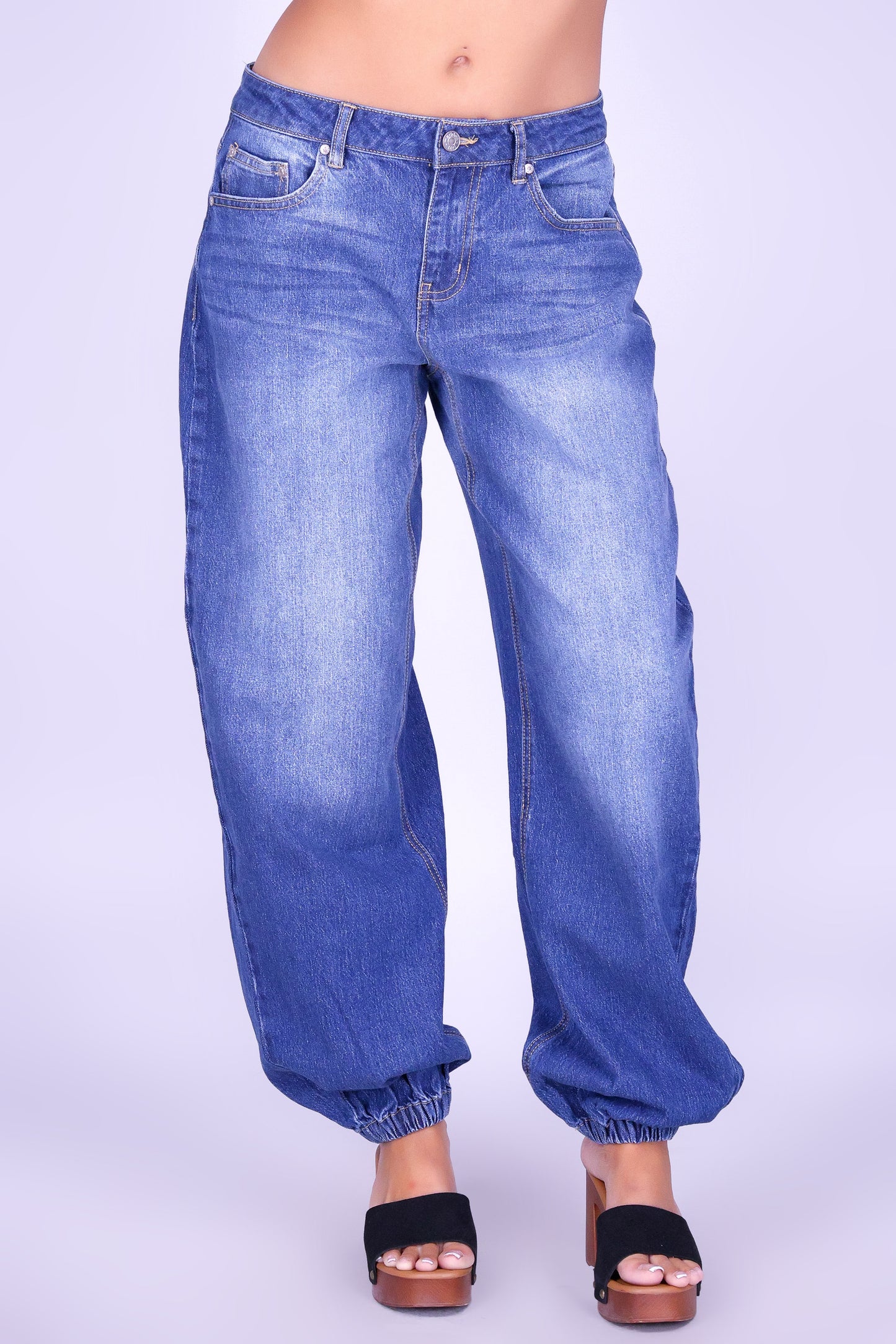 THE FAVORITE JEANS