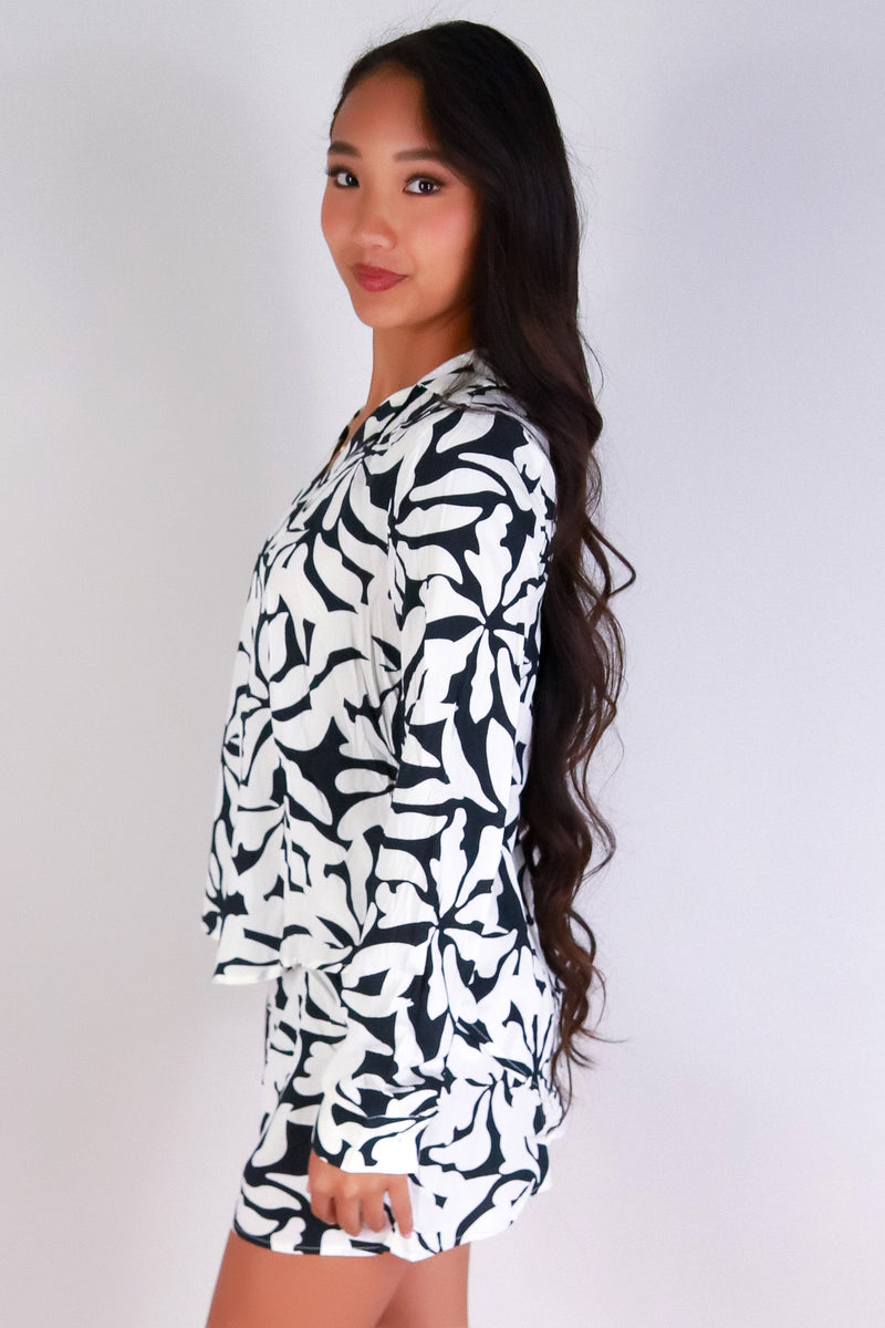 Jeans Warehouse Hawaii - L/S PRINT WOVEN CASUAL TOPS - COASTAL BREEZE TOP | By I JOAH