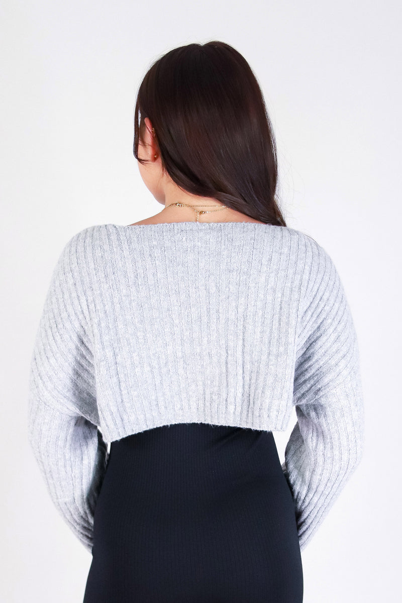 STREET EASE SWEATER CROP TOP
