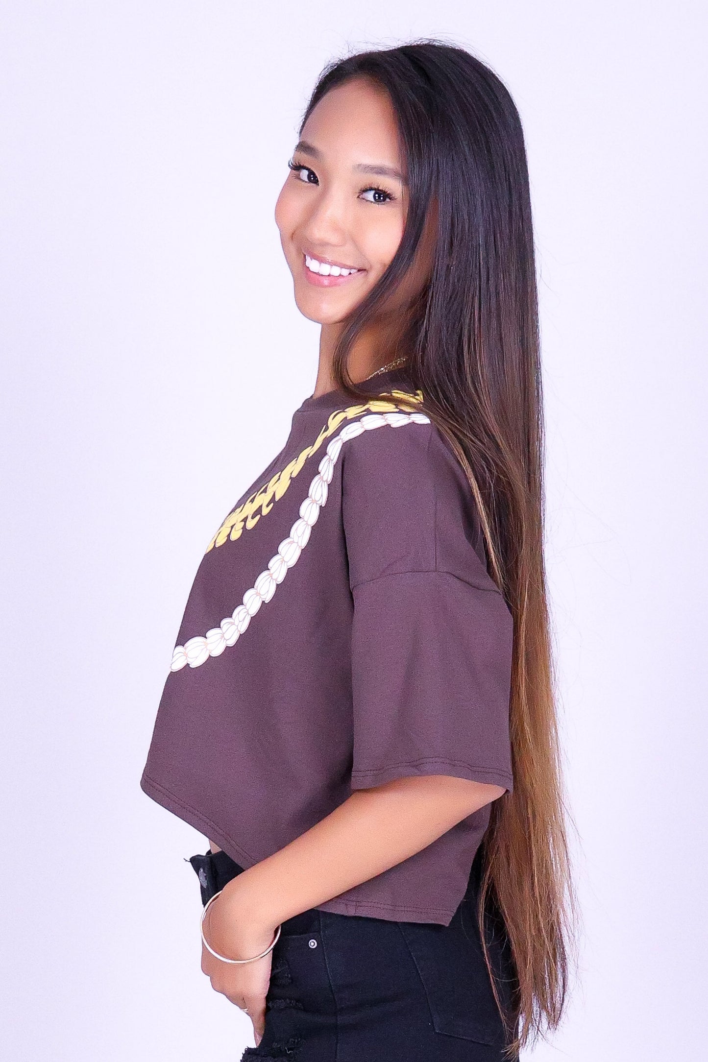 PIKAKE PUAKENIKENI CROP TEE