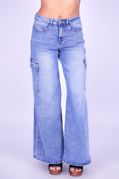 THROWBACK CARGO JEANS