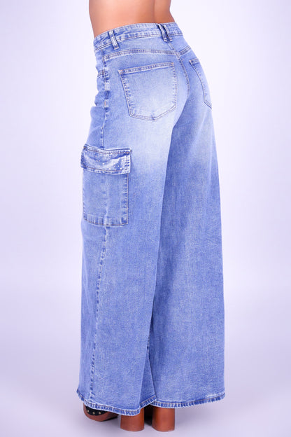THROWBACK CARGO JEANS