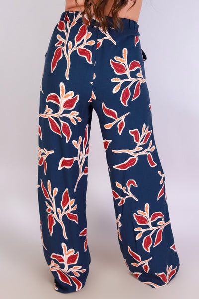Jeans Warehouse Hawaii - PRINT WOVEN PANTS - BLOOM & GRACE PANTS | By GILLI