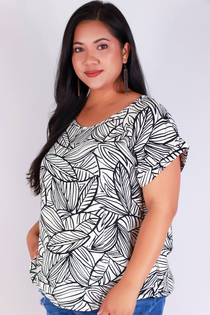 Jeans Warehouse Hawaii - PLUS S/S PRINT WOVEN TOPS - ISLAND WHISPER TOP | By ZENOBIA