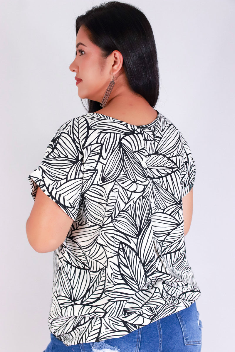 Jeans Warehouse Hawaii - PLUS S/S PRINT WOVEN TOPS - ISLAND WHISPER TOP | By ZENOBIA