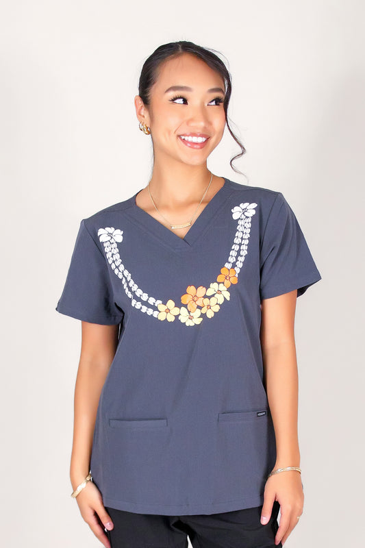 PIKAKE PUAKENIKENI SCRUB TOP