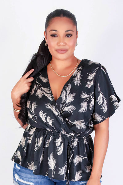 LUSH BREEZE TOP