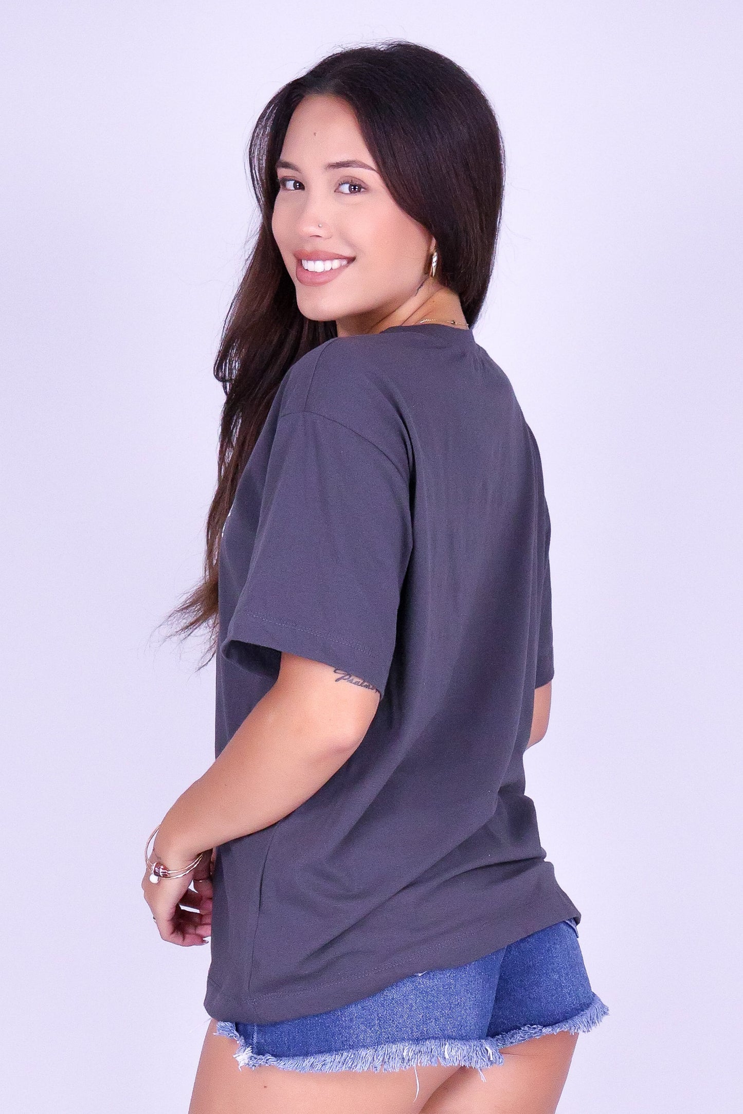 PUAKENIKENI OVERSIZED TEE