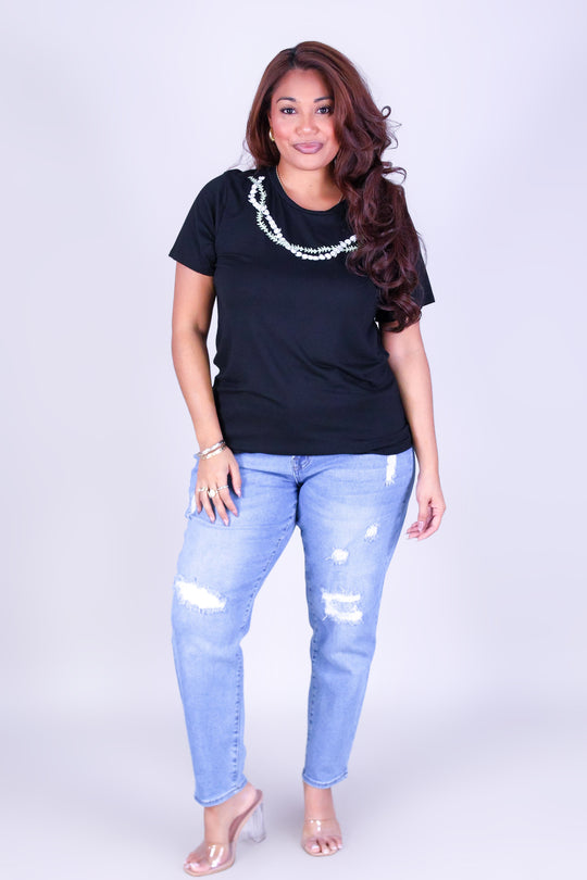 PIKAKE PAKALANA TWIST LEI TEE