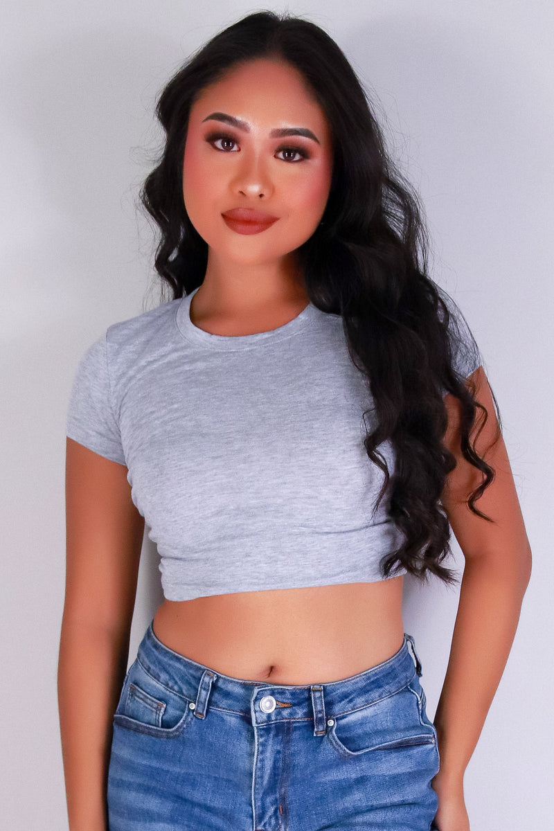 Jeans Warehouse Hawaii - S/S SOLID BASIC - PART OF THE CREW TOP | By ROSIO