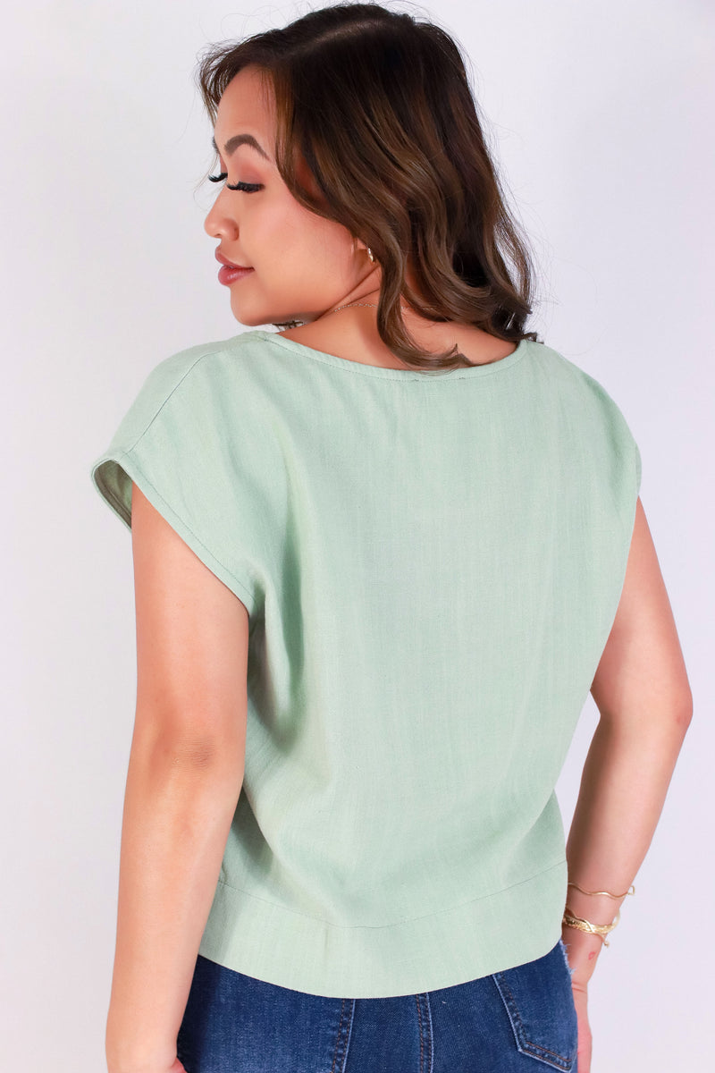 Jeans Warehouse Hawaii - S/S SOLID WOVEN TOPS - LINEN BREEZE TOP | By OLIVE & CO