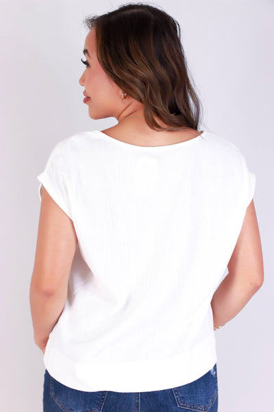 Jeans Warehouse Hawaii - S/S SOLID WOVEN TOPS - LINEN BREEZE TOP | By OLIVE & CO